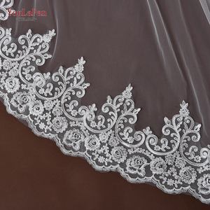 Voile de mariée cathédrale élégante YouLaPan V70 avec longue traîne, voile de mariée monocouche à bordure en dentelle avec peigne à <span class=keywords><strong>cheveux</strong></span> en métal - Product Image 6