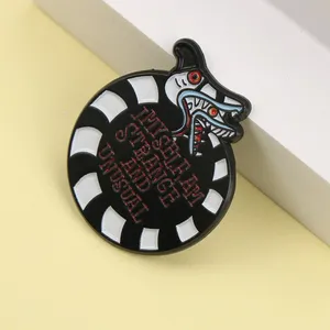 <span class=keywords><strong>Letras</strong></span> de serpiente MYSELF AM STRANGE, alfileres de solapa de Metal esmaltados inusuales, broches de aleación divertidos, insignias para niños, amigos, regalo para fiestas - Product Image 5