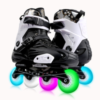 Patins de slalom en ligne, style freestyle, lumière LED, 4 roues, patins à roulettes en ligne, PP, chaussure, coquille, patins à roulettes pour enfants et adultes, bonne qualité