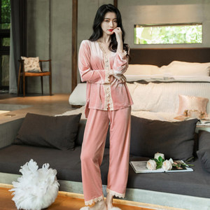 Conjunto de pijamas de terciopelo de lujo clásico para mujer, ropa de dormir transpirable con costuras de encaje de invierno, Pijamas largos para verano y otoño - Product Image 3