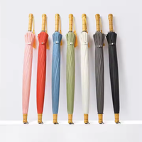 Nouveau 23 pouces couleur unie manche en bois barre droite parapluie 24-os résistant au vent manuel Double cadeau Logo impression