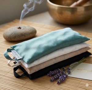 Coussin pour les yeux à la lavande pour la méditation, tissu en satin soyeux, masque oculaire aromathérapeutique pour le yoga, cadeau de relaxation pour soulager l'anxiété - Product Image 1
