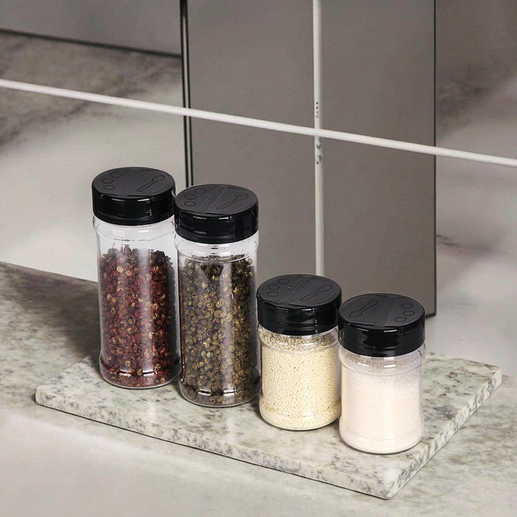 Factory Price Clear Plastic Spice Jars Empty Spice Bottles Seasoning Containers Seasoning Jars with Dual Open Shaker Lid