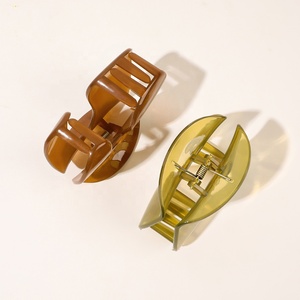 Grandes pinces à cheveux en acrylique Big Barrette Crab Pinces à cheveux léopard simples Accessoires de cheveux de mode pour femme - Product Image 4