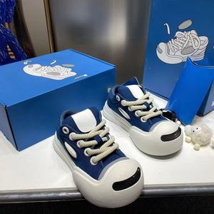 Zapatillas de Diseño de Lujo con Cordones, Punta Cerrada, Parte Superior de Malla y Tela, para Correr, para Hombre y Mujer - Product Image 3