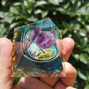 Piramide Orgonite con Perle di Cristallo Naturale Viola, Generatore di Energia Orgonite per Reiki e <span class=keywords><strong>Chakra</strong></span>, 60mm - Product Image 3