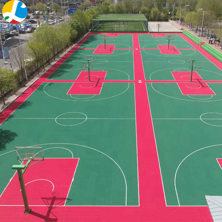 Deporte Y Arte Urbano Se Fusionan En La Pista De Baloncesto De Miramar