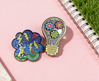 Épinglette en fonte moulée sous pression de haute qualité, moderne, style baseball, croix d'ange, Feng Shui, antique, mode, couleurs personnalisables, avec fermoir papillon, mignonne