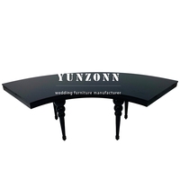 Grande Table de Banquet en Métal Noir Serpentine Demi-Lune pour Mariage