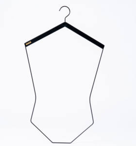 Nouveau design <span class=keywords><strong>de</strong></span> <span class=keywords><strong>Mao</strong></span> cintre <span class=keywords><strong>de</strong></span> bikini noir anti-dérapant cintre en bois avec corps en métal pour maillots <span class=keywords><strong>de</strong></span> bain - Product Image 1