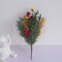 Karangan Bunga Natal Artflora Factory Buah Berry Merah dan Buah Pinus 36cm Model DY1-7969 untuk Dekorasi Pintu Depan, Plastik, Buatan Tangan, Grosir
