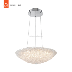Lampe suspendue en verre artisanal ronde contemporaine pour salon de villa et salle de séjour d'hôtel - Product Image 1