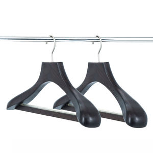 Costume <span class=keywords><strong>en</strong></span> bois gros grand <span class=keywords><strong>cintre</strong></span> <span class=keywords><strong>pas</strong></span> <span class=keywords><strong>cher</strong></span> avec barre de pantalon pour les femmes pardessus veste multi-usages garde-robe à un niveau - Product Image 4