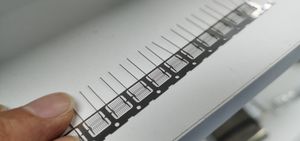 200w 400w 600w Nouvelle machine de soudage laser par points Yag Machine de réparation de laser de réparation de moule d'injection plastique pour moule métallique - Product Image 3