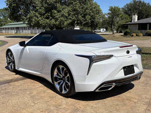 2021 LC 500 คอนเวอร์ทิเบิล เบาะหนัง ระบบปรับอากาศอัตโนมัติ วิทยุ กล้องมองหลัง ไฟหน้า LED ซันรูฟด้านซ้าย 8 - Product Image 5