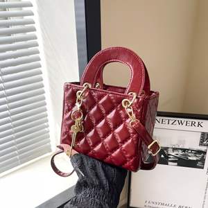 Bolso de Mano Acolchado Cuadrado Pequeño para Mujer, Estilo Coreano Retro Casual, con Correa Única y Cierre de Cremallera, Tipo Bandolera - Product Image 2