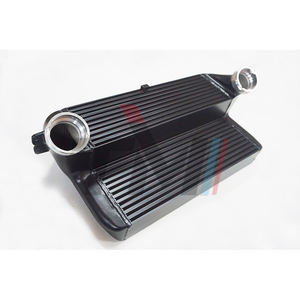 Refroidisseur intermédiaire TM PERFORMANCE pour <span class=keywords><strong>BMW</strong></span> <span class=keywords><strong>X5</strong></span> <span class=keywords><strong>E70</strong></span> 3.0D 06-10 X6 E71 07-14 <span class=keywords><strong>X5</strong></span> F15 12-18 X6 F16 2013-2018 - Product Image 3