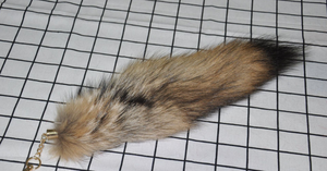 Groothandel Kristal 45Cm Groot Dier Multi Staart Pluizig Goedkope Vossenbont Staart Sleutelhanger Voor Decoratie Faux <span class=keywords><strong>Wolf</strong></span> Staart - Product Image 4