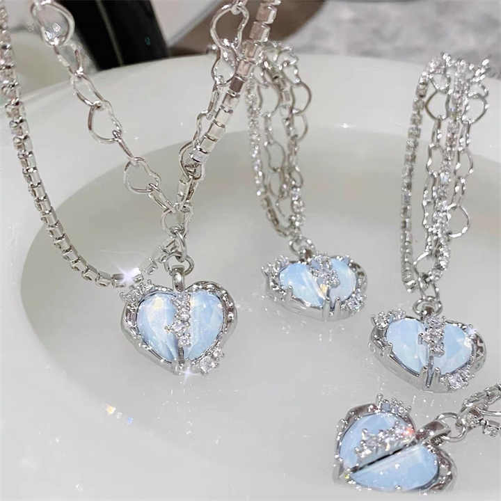 Kpop Vintage Goth Y2K Heart Pendant Choker Clavicle Chain Necklace For Women girl EMO Punk Grunge Collares Aesthetic Jewelry Kpop Vintage Goth Y2K Heart Pendant Choker Clavicle Chain Necklace For Women girl EMO Punk Grunge Collares Aesthetic Jewelry