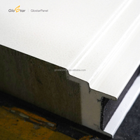 Fabricant chinois de panneaux sandwich en laine de roche polyuréthane durables et faciles à entretenir de 50 mm, 75 mm, 100 mm et 150 mm pour bâtiments modulaires