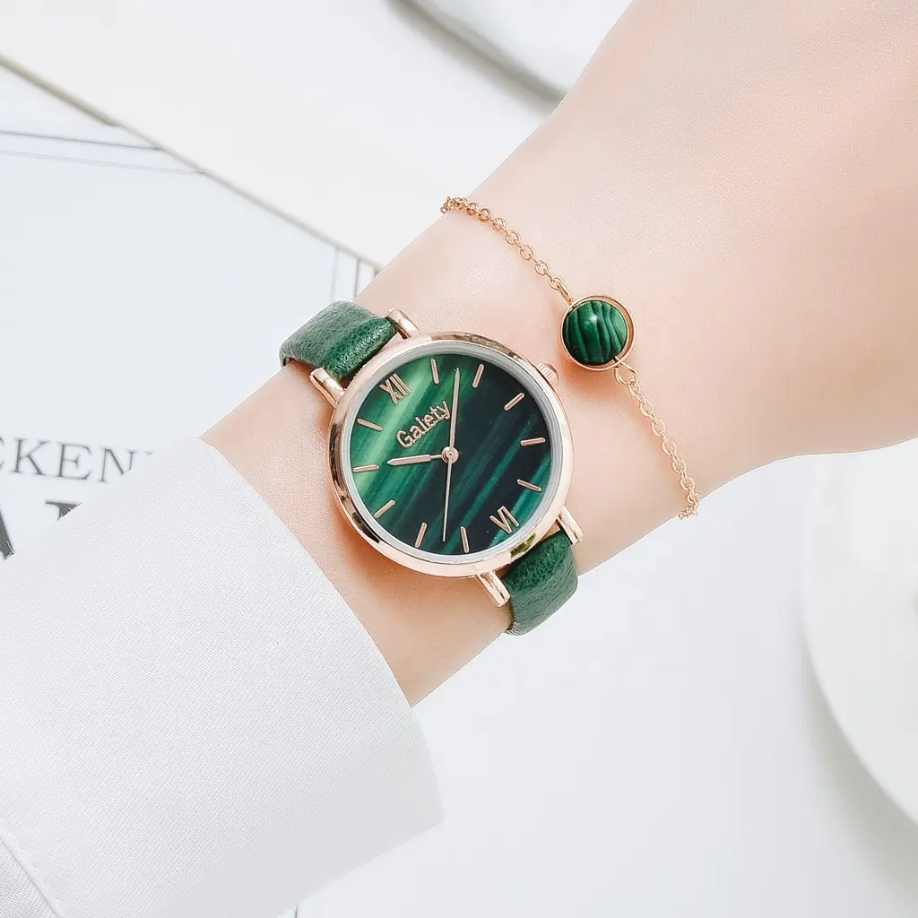 Fashionable Stylish Rose Gold Green Dial Womens Watches Latest Ladies Watch Set With Bracelet