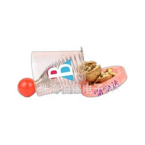 Rompe nueces con resorte, abridor manual de acero inoxidable para nueces y frutos secos, utensilio doméstico - Product Image 1