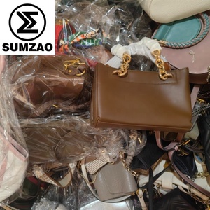 Designer tassen balen tweedehands Japan preloved merktassen luxe groothandel gebruikte tassen merktassen dames - Product Image 6