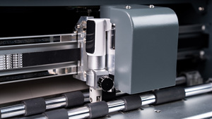 Máquina de Corte de Papel Skycut A3Max4 PRO con Alimentación Automática y Herramienta de Hendido con Rueda Rotatoria - Product Image 3