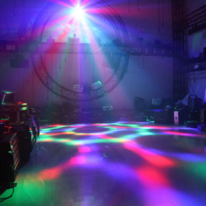 Control remoto multifuncional Patrón de láser Bola de discoteca estroboscópica 5 en 1 para Dance Bar y Night Spot party lighting - Product Image 1