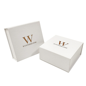 Caja de Papel Rígida de Lujo con Logotipo Personalizado, Caja Magnética con Estampado en Oro Rosa para Cosméticos y Joyería - Product Image 5