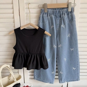 Set Pakaian Grosir untuk Balita Perempuan, Atasan Rajut Polos Tanpa Lengan dengan Ruffle + Celana Jeans Berpita, Set Pakaian 2 Pcs - Product Image 1