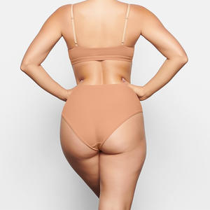 <span class=keywords><strong>Slip</strong></span> da Donna in <span class=keywords><strong>Cotone</strong></span> a Vita Bassa Stile Bikini, Mutandine Tinta Unita da Donna Taglie Forti Senza Cuciture L-3XL, Intimo Oversize in <span class=keywords><strong>Cotone</strong></span> - Product Image 4