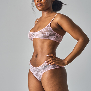 Sk1418&sk1419 Sexy Set Lingerie con <span class=keywords><strong>Bralette</strong></span> <span class=keywords><strong>in</strong></span> <span class=keywords><strong>Pizzo</strong></span> Floreale Rosa a Collo Tondo e Slip a Vita Media Stile Cheeky - Product Image 2