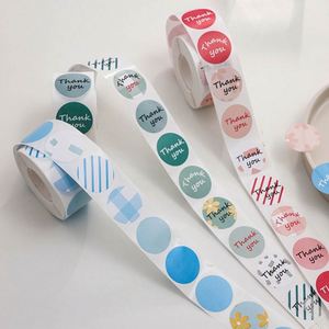 Lot de 500 autocollants ronds personnalisés écologiques pour emballages, étiquettes de remerciement en forme de fleur, rouleau pour petites entreprises, en papier - Product Image 1