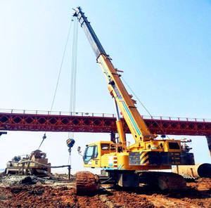 رافعة زاحفة تلسكوبية مستعملة من ماركة P&<span class=keywords><strong>H</strong></span> بحمولة 80 طن مع محرك وصندوق تروس ومضخة ووحدة تحكم منطقية قابلة للبرمجة للبيع - Product Image 4