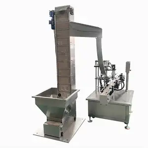 Full automatic beverage straight-line continuous round bottle matching screw cap locking machine