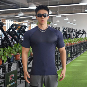 เสื้อยืดผู้ชายทรงสลิมฟิต แห้งเร็ว ระบายอากาศดี สีพื้น คอกลม สปอร์ต ออกกำลังกาย ฟิตเนส เทรนนิ่ง ท็อป เสื้อผ้ากีฬาฤดูร้อน - Product Image 3