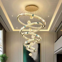 Plafonnier suspendu long et large à haut plafond, LED, villa, hôtel, lampe suspendue personnalisée, boule colorée décorative, lustre d'escalier