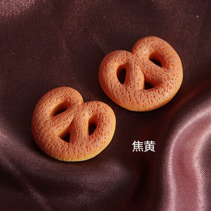 Mini Pretzel Kawaii en résine, miniature alimentaire pour loisirs créatifs et décoration intérieure - Product Image 5