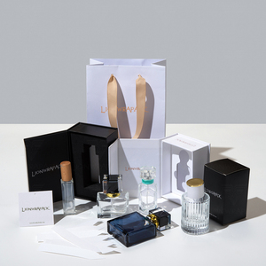 Lionwrapack biểu tượng tùy chỉnh nước hoa bao bì Set có thể tái chế nổi hộp giấy & Bag với chai - Product Image 5