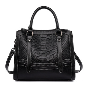 Bolsos cruzados de diseño de moda, bolsos de hombro de cuero PU de alta calidad, bolsos de mano casuales de lujo para mujer - Product Image 1