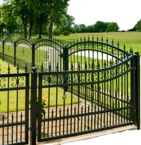 Welded Galvanized Black Powder Coating Wrought Iron Fence /Ranch /Garden/Pool Steel Fencing with Flattened Spear