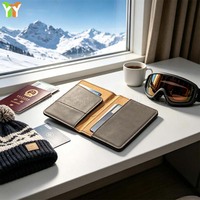 Porte-passeport vintage en cuir PU, portefeuille pour documents de voyage, étui pour passeport avec emplacements pour cartes pour le stockage des billets d'avion et des papiers d'identité