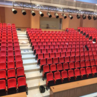 Chaises pliantes de prière en promotion pour églises, cinémas, auditoriums, salles de conférence et théâtres - Design moderne, usage commercial