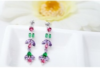 Boucles d'oreilles pendantes longues en forme de feuille, tendance, avec zircon scintillant, plaqué or rhodié, pour femme, idéales pour un anniversaire