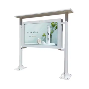 Machine de publicité extérieure abritée par auvent | Affichage à LED étanche IP66 pour les stations-service et les lave-autos - Product Image 1