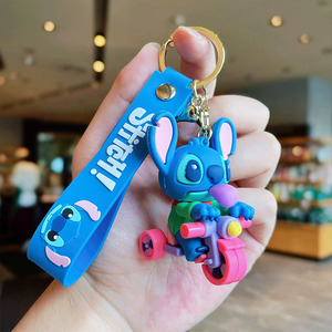 新着 3D スティッチ キーホルダー かわいい漫画 ソフト<span class=keywords><strong>PVC</strong></span>キーリング 亜鉛合金バックル 学生用バックパックペンダント スティッチ人形キーチェーン - Product Image 5