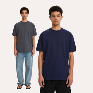 T-shirt da Uomo di Alta Qualità in 100% Cotone Pima a Fibra Lunga, Maniche Corte, Tinta Unita con Design sulla Spalla Destra - Product Image 1