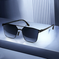 Lunettes de soleil élégantes à monture rectangulaire en acier inoxydable, verres en nylon bloquant la lumière UV, montures de lunettes à la mode