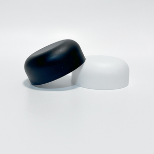 Couvercles en plastique à l'épreuve des enfants de 53mm lisses sur le côté en forme de rond noir mat et blanc - Product Image 1